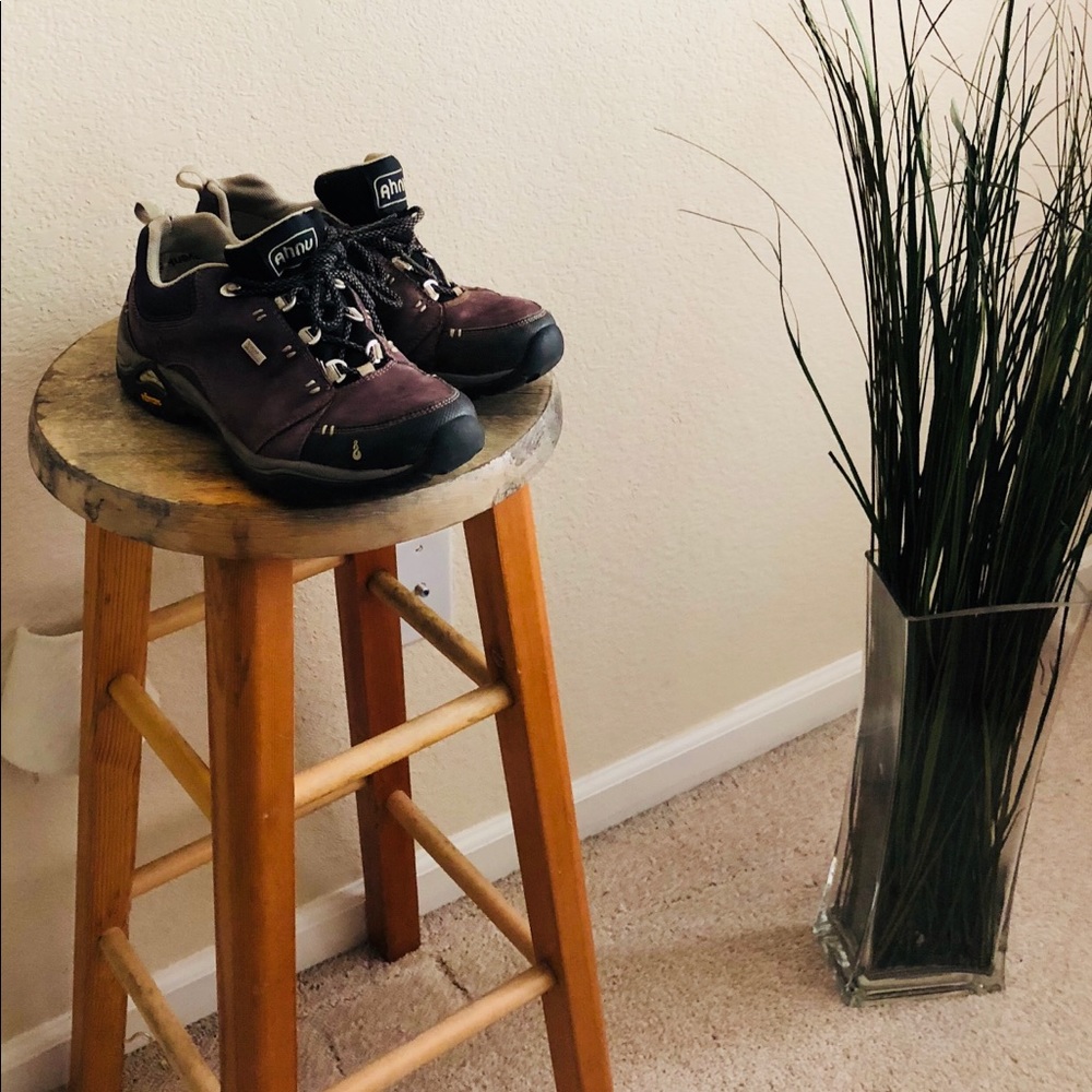Ahnu purple hiking waterproof boots w/ Vibram sole